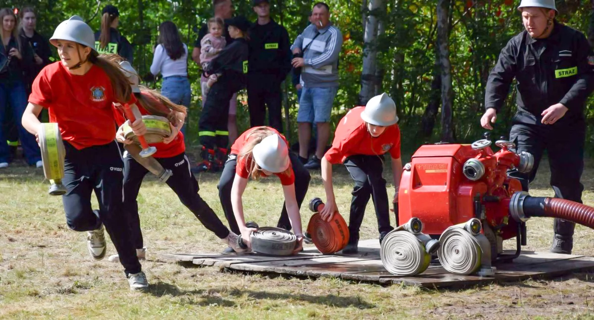 Zdjęcie: Gospodarzami imprezy były OSP Filipówka oraz OSP Nowa Brzuza, które wspólnie przygotowały zawody dla wszystkich jednostek z terenu gminy Borowie