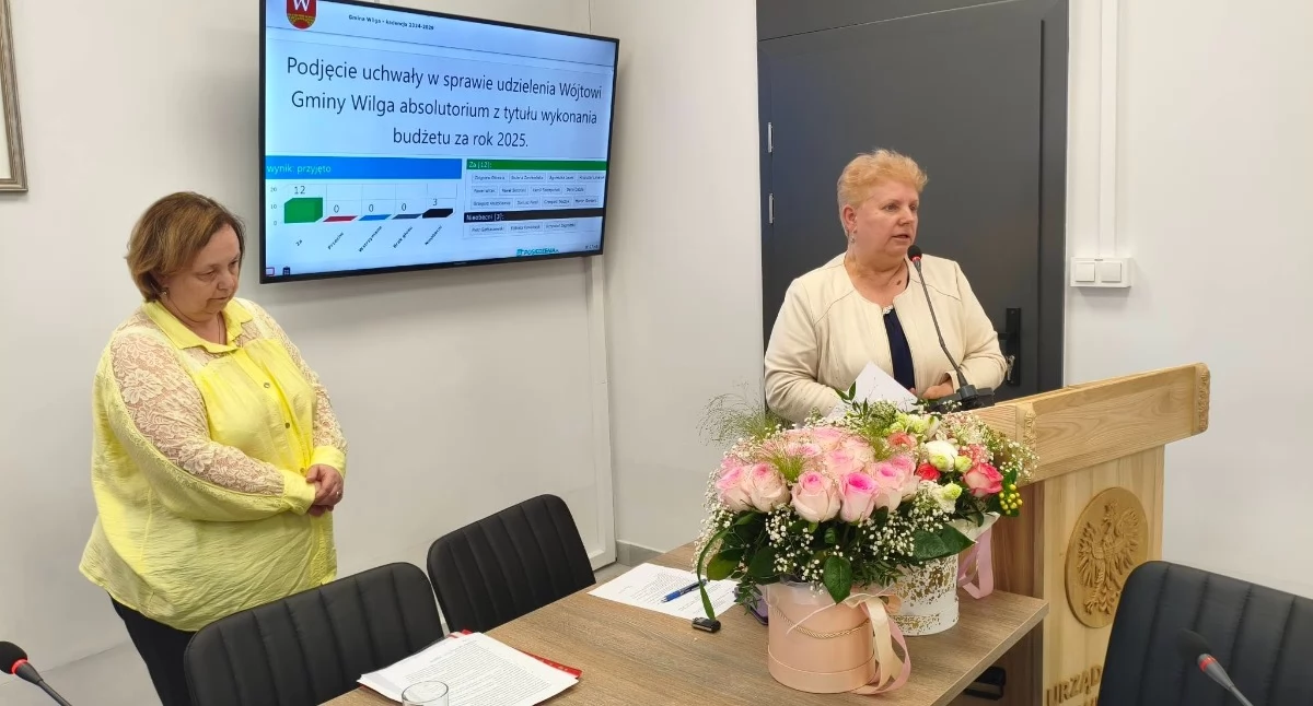 Inne Powiat, Radni gminy Wilga jednogłośnie poparli pracę wójt Bogumiły Głaszczki - zdjęcie, fotografia