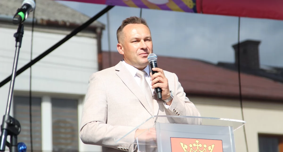 Inne Powiat, Jednogłośne poparcie burmistrza Tomasz Kwiatkowski wotum zaufania absolutorium! - zdjęcie, fotografia