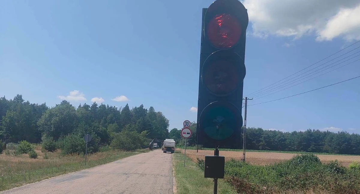 Inwestycje Powiat, Ruszyła wyczekiwana przebudowa drogi Prace pochłoną - zdjęcie, fotografia