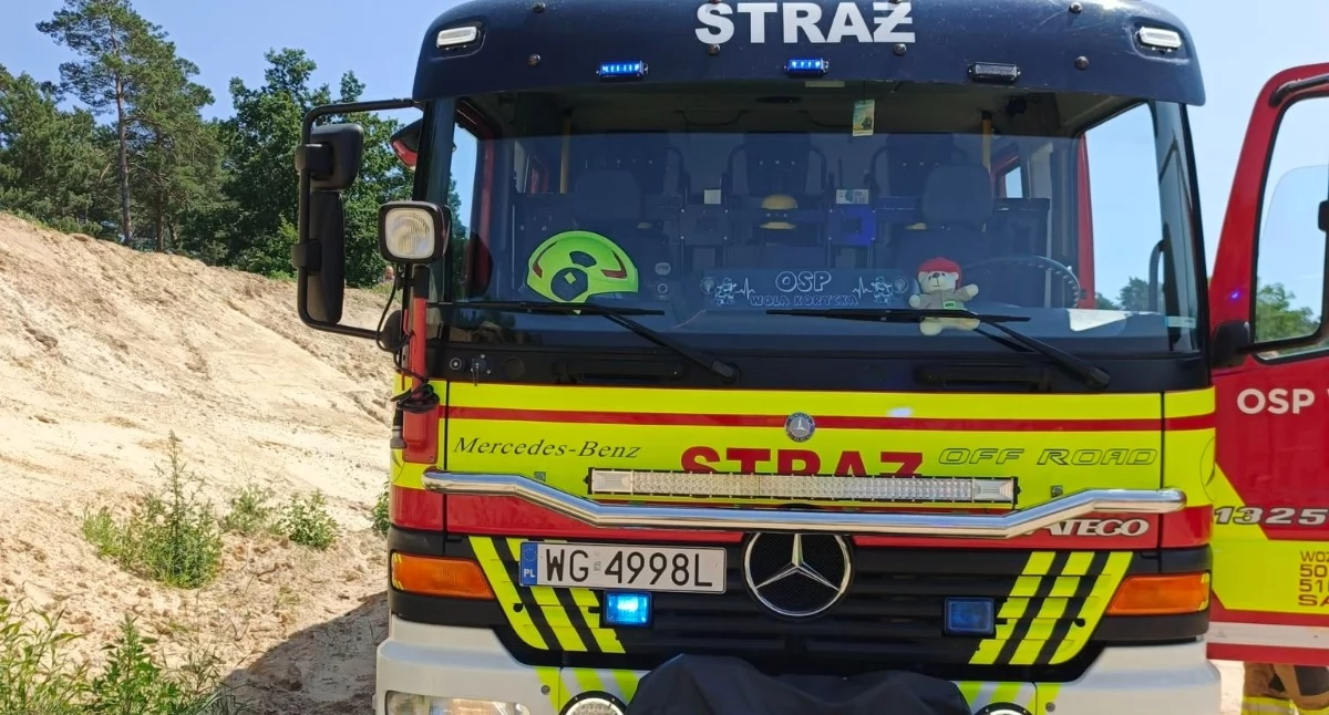Inne Powiat, Tragedia żwirowni Trojanowie żyje letni mężczyzna - zdjęcie, fotografia