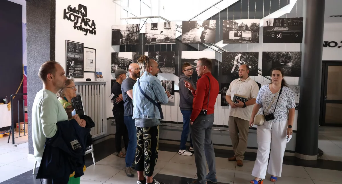 Wystawy, „Między węglem” Garwolinie Śląsk zatrzymany czarno białych kadrach - zdjęcie, fotografia