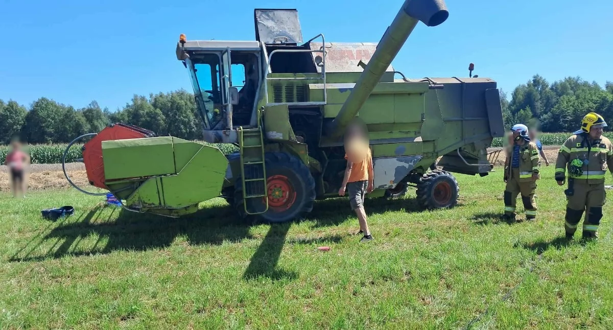 Pożary - interwencje straży, Kolejny pożar kombajnu - zdjęcie, fotografia