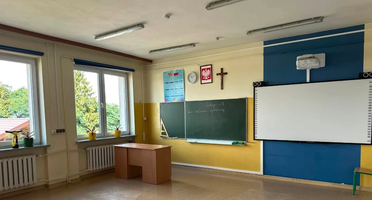 Inwestycje Powiat, Szkoły przechodzą metamorfozę przed nowym rokiem szkolnym - zdjęcie, fotografia