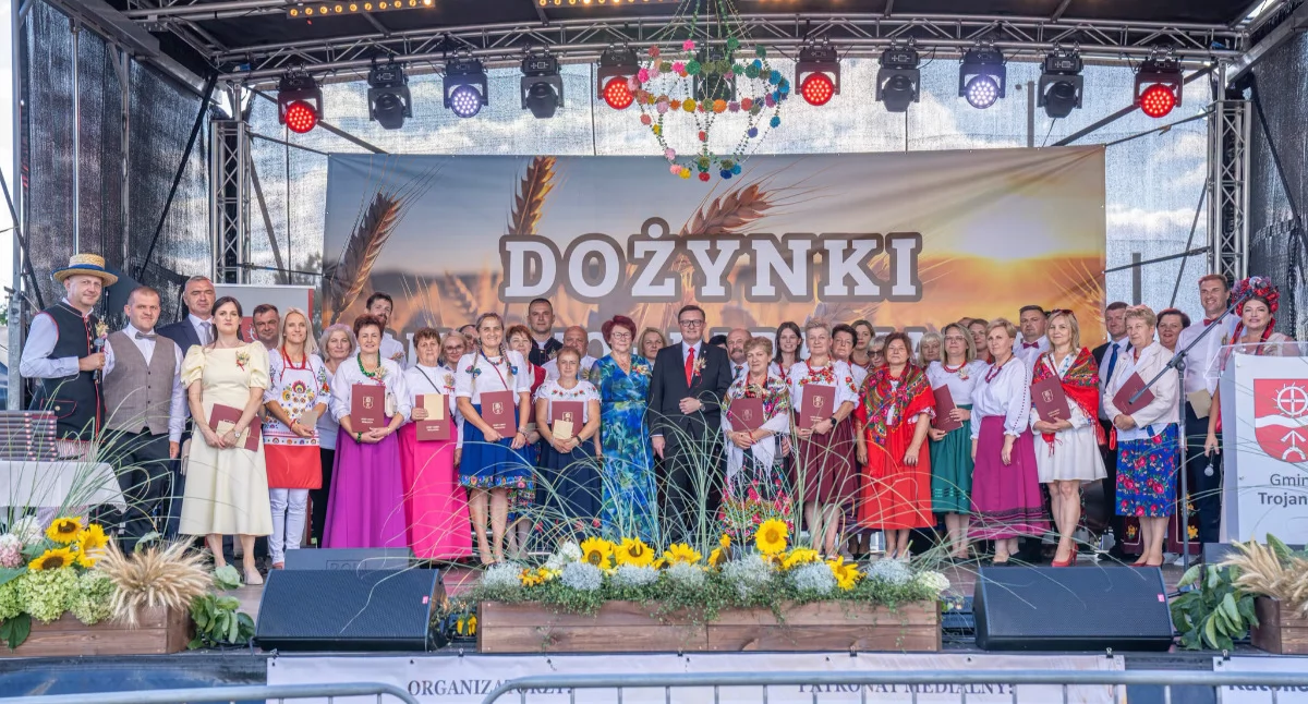 Zdjęcie: Każdego roku gospodarzem dożynek w gminie Trojanów jest inne sołectwo. Tym razem uczestników święta plonów przyjęła Korytnica