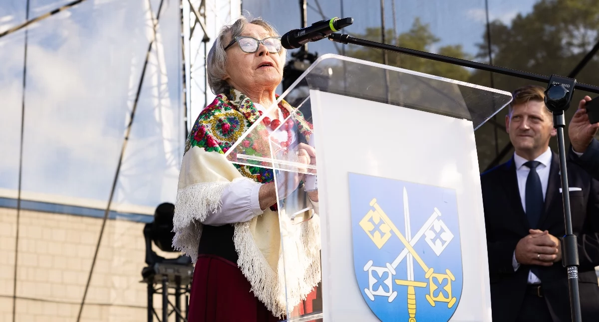 Zdjęcie: Tytuł „Zasłużony dla Miasta Łaskarzew” otrzymała Janina Dąbrówka