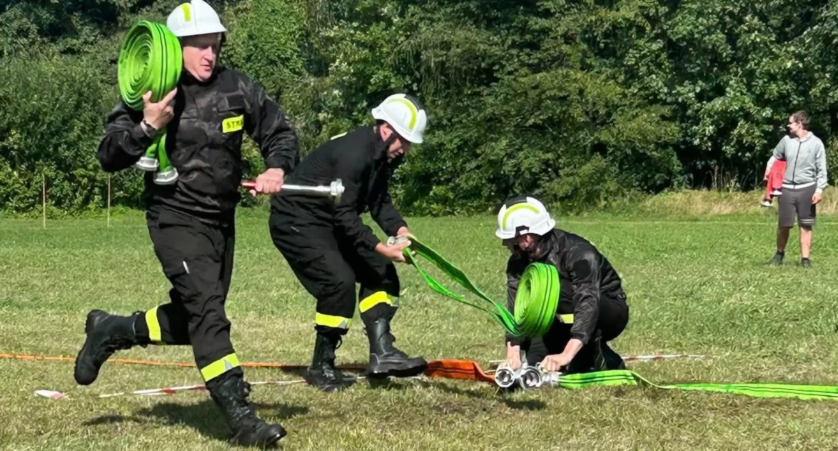 Inne Powiat, Zacięta rywalizacja świetna frekwencja Drużyny Sobolewa Kalenia Grabniaka zdominowały zawody Godziszu - zdjęcie, fotografia