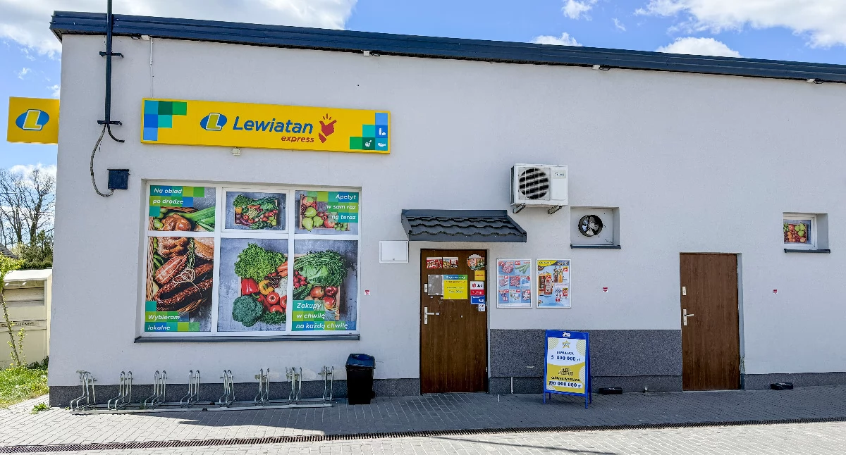 Zdjęcie: Umowa dzierżawy budynku handlowego w Choinach wygasa z końcem października