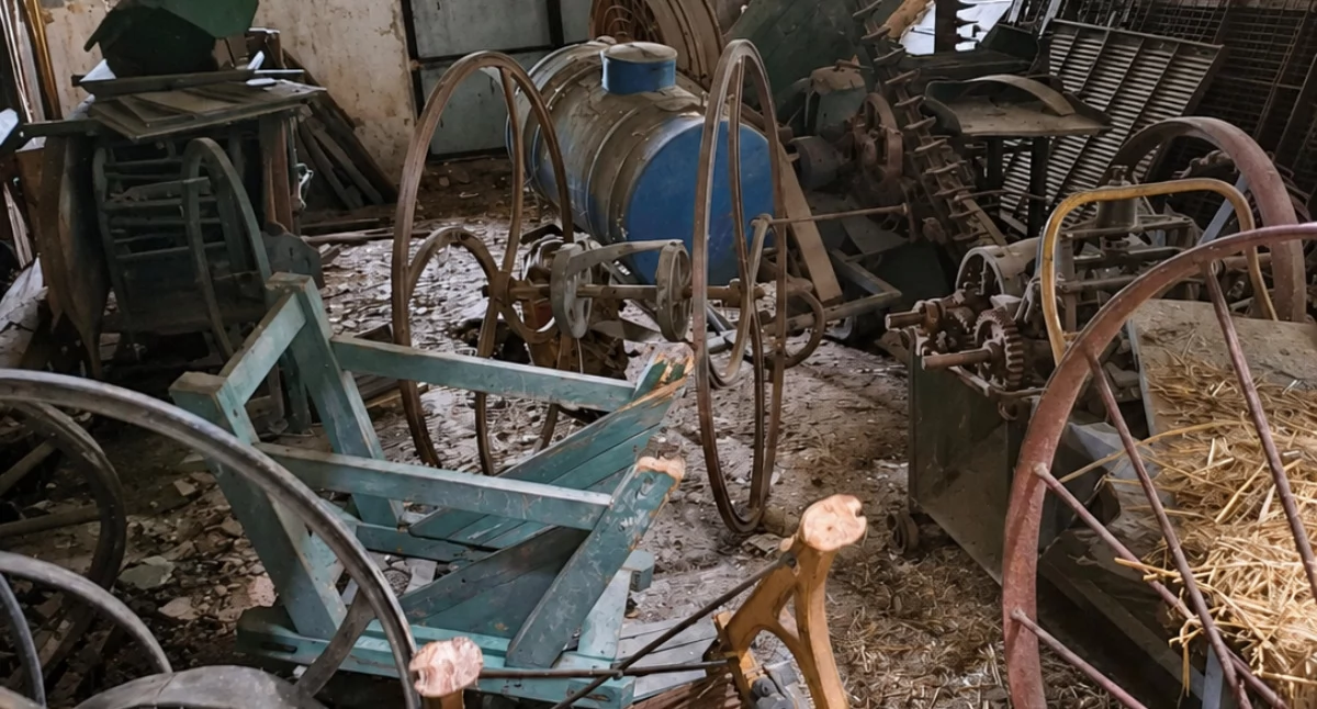 Inne Powiat, Niszczejące zabytki spięcie radzie powiatu stanie zbiorami Miętnem - zdjęcie, fotografia