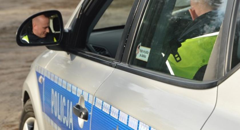 Zdjęcie poglądowe: kontrole policji
