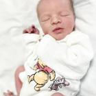   Aleksander  urodził się 11 grudnia 2025 r. o godz. 2:20. Ważył 2700 g i mierzył 53...