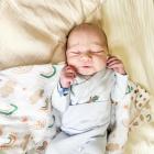   Oskar  urodził się 23 października 2025 r. o godz. 8:27. Ważył 3650 g i mierzył 58...