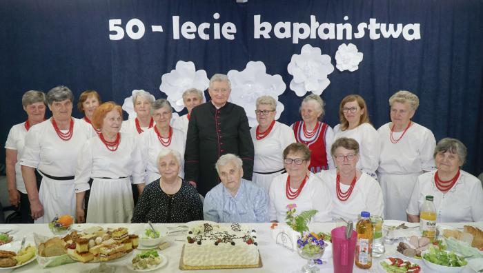 Ksiądz Stanisław Marczuk podczas Złotego Jubileuszu 50 lat kapłaństwa