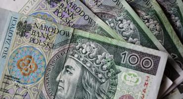 ZUS wypłaca już świadczenia 500 plus