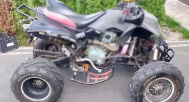 Groźny wypadek quada w Ksawerynowie. 17-latek ciężko ranny, przetransportowany LPR-em do szpitala