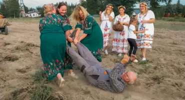 Tradycja wróciła na pole! Gospodarz został oborany 