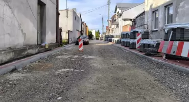 W Łaskarzewie praca wre! Nowe drogi i modernizacja Orlika