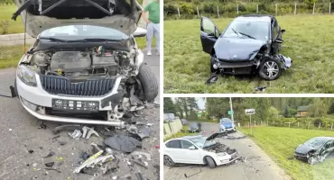 Czołowe zderzenie samochodów - Nieletnia pasażerka w szpitalu