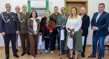 Z Żelechowa do Wojska Polskiego. Państwo Szelążkowie uhonorowani przez ministra obrony narodowej