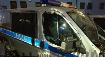 Jechał zygzakiem, wpadł do rowu i próbował uciekać - Wszystko na oczach policjanta po służbie