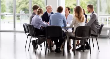 Jak monitorować pracę zespołu sprzedaży?