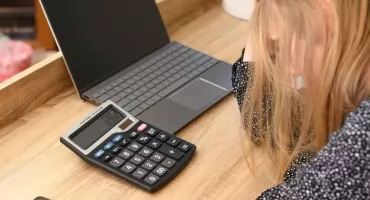 Praca marzeń okazała się pułapką! Mieszkanka powiatu zgłosiła to na policję