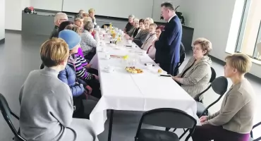 Seniorzy chcą tańczyć i rozmawiać o bezpieczeństwie