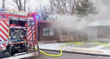Pożar w Pilawie – lokal gastronomiczny stanął w płomieniach