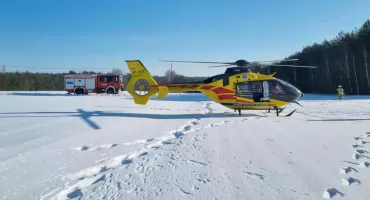Zabezpieczenie lądowiska LPR w Żelechowie. Akcja strażaków przy ul. Letniskowej