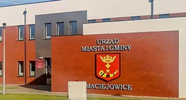 Miliony na wygodę mieszkańców: Zdalne liczniki i nowe rury w Maciejowicach