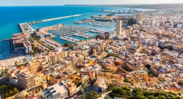 Czy Alicante to dobra baza wypadowa do zwiedzania Hiszpanii autem?