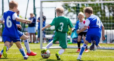 Boisko wielofunkcyjne w Stefanowie z szansą na realizację. Trwa głosowanie
