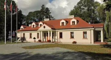 Borowie wyda 50 milionów. Będzie nowe boisko i przychodnia