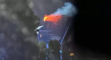 Pożar sadzy w Lipówkach. W akcji 3 zastępy straży pożarnej