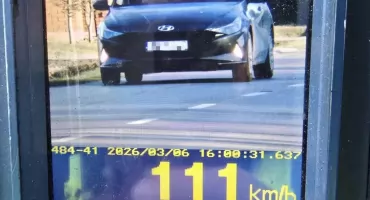 Zatrzymany za 111 km/h w terenie zabudowanym! Policyjne działania PRĘDKOŚĆ
