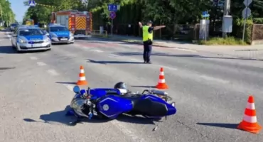 Wypadek na Lubelskiej: Motocyklista w szpitalu po zderzeniu z mercedesem