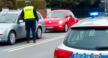 Prawie 2 tysiące kontroli i wciąż to samo: Policja zatrzymała 4 osoby po alkoholu