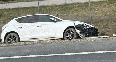 Zasnął za kierownicą i dachował na trasie S17