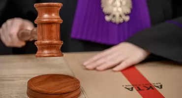 Podejrzenie fałszerstwa przy rozliczaniu grantu. Zapadł wyrok