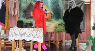 Czerwony Kapturek dla dorosłych. Sala pękała w szwach!