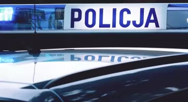 Kradzieże sklepowe w Garwolinie i Pilawie. Policja zatrzymała 49-latkę i 25-latka