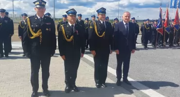Strażacy wyróżnieni podczas otwarcia nowej komendy