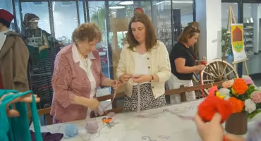 Magia tradycji w Górznie. Mieszkańcy zasiedli do krosien i utworzyli własne „szmaciaki”