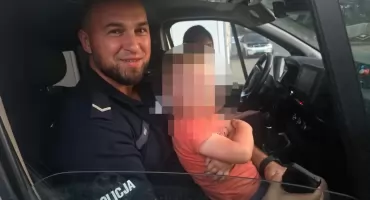 Czteroletni chłopiec błąkał się przy S17. Szybka pomoc świadka i policji