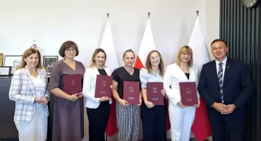 Nowi nauczyciele mianowani z aktami awansu 
