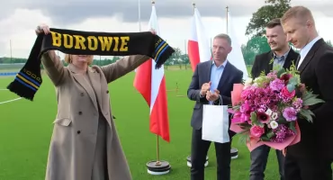 Nowoczesna arena na miarę marzeń. W Borowiu oficjalnie otworzono nowy stadion sportowy