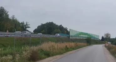 Uciążliwy hałas i dziury na drodze. Gmina Garwolin stara się o naprawy i nowe ekrany