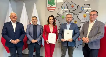 Ponad pół miliona złotych na modernizację drogi. Umowa podpisana