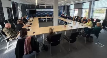Pilne posiedzenie zespołu kryzysowego w Garwolinie. Chodzi o bezpieczeństwo w szkołach